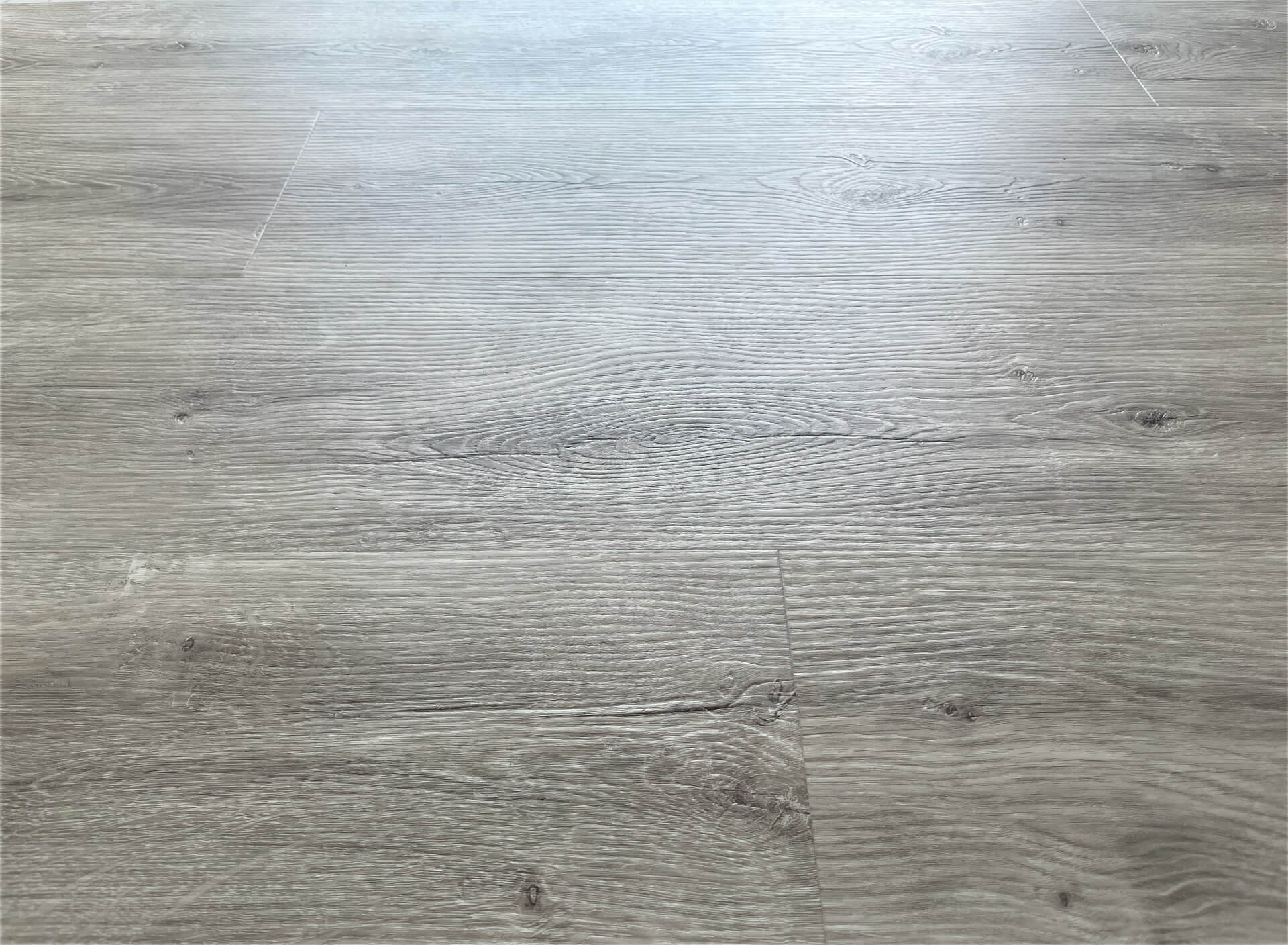 Oak Dark Structure